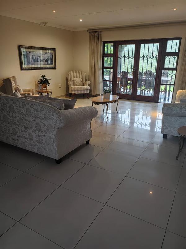 To Let 4 Bedroom Property for Rent in Oatlands North Eastern Cape
